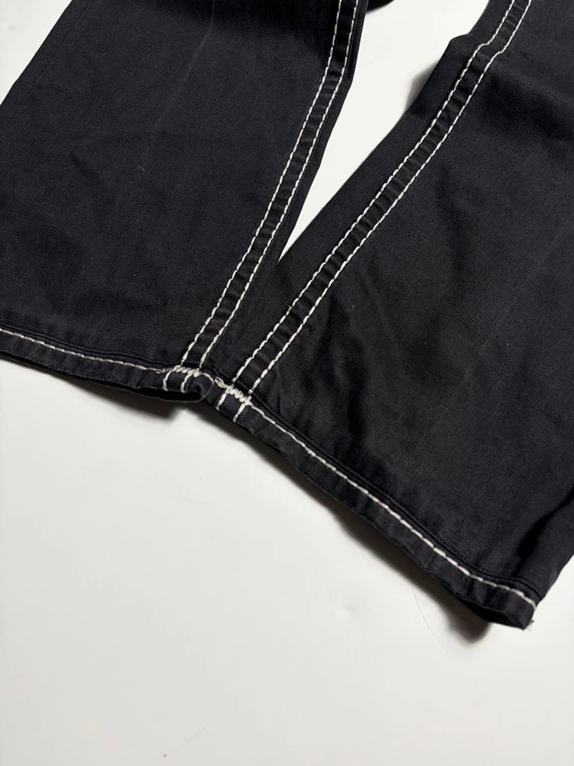 겟유즈드 화이트 스티치 블랙 데님 팬츠 R2295 상품이미지4