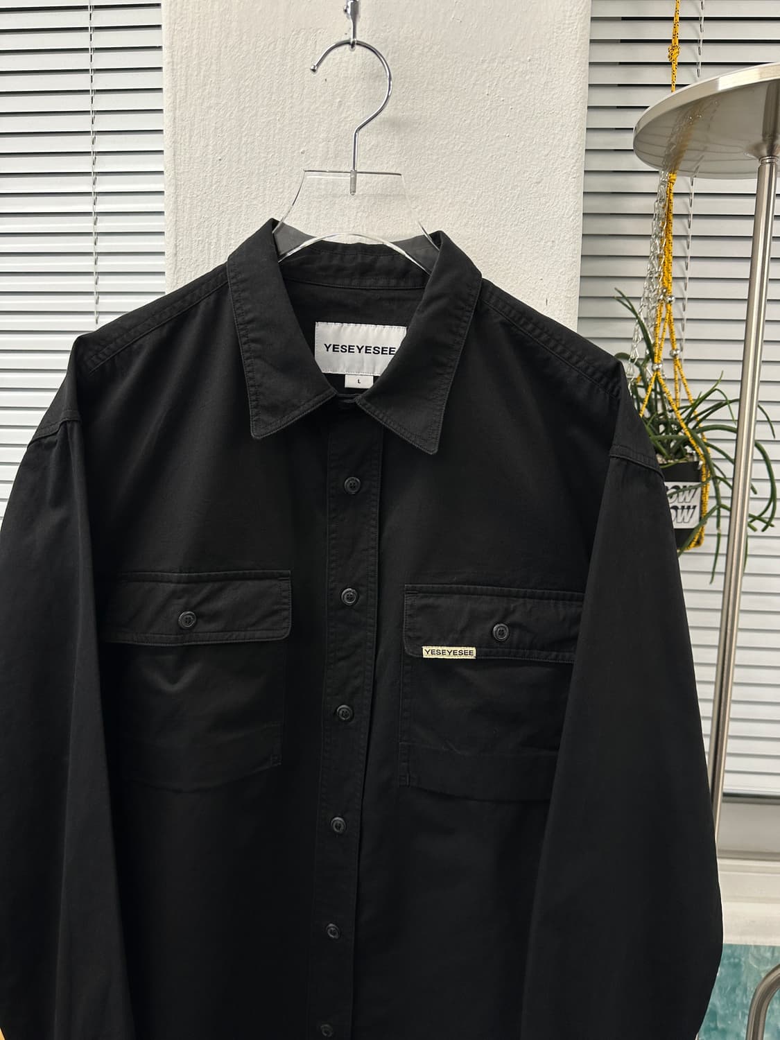 yeseyesee 2포켓 오버핏 코튼셔츠  상품이미지2