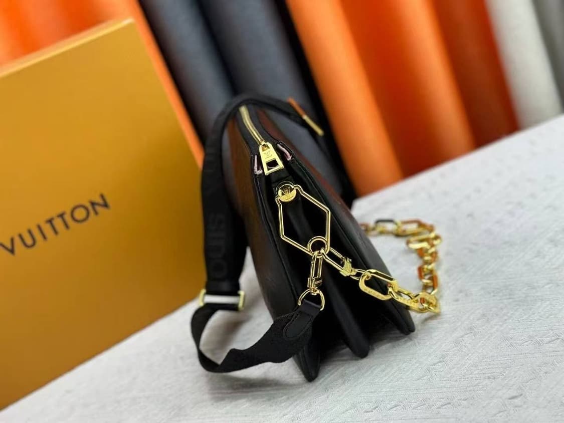 루이비통(Louis Vuitton) 모노그램 캔버스 소재 숄더백 상품이미지4