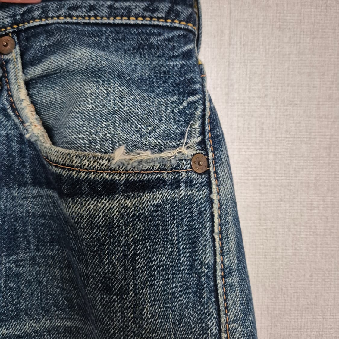 90's evisu 에비수 하드 워싱 데님팬츠 상품이미지4