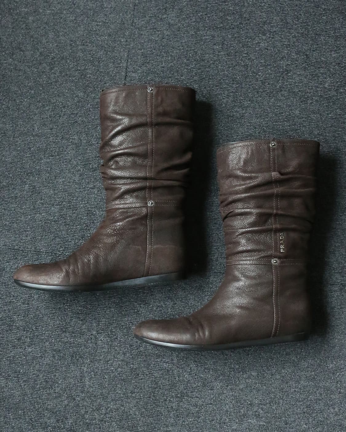 프라다 스포츠 슬라우치 앵클 부츠  상품이미지1