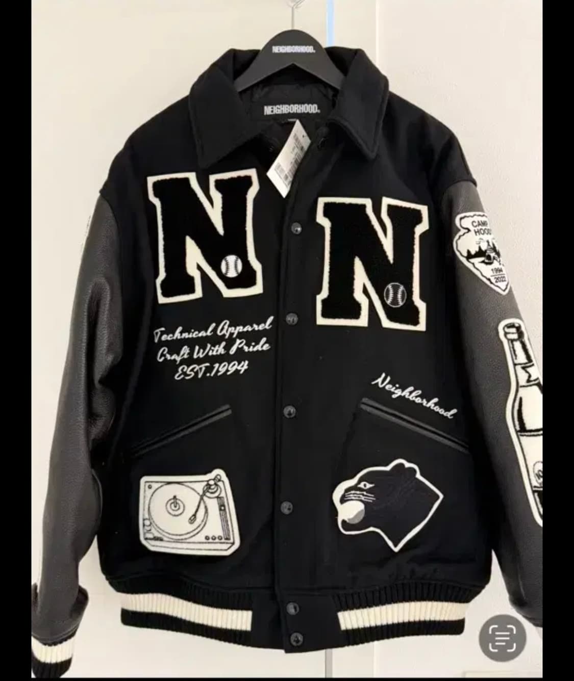 네이버후드 바시티 자켓 상품이미지2