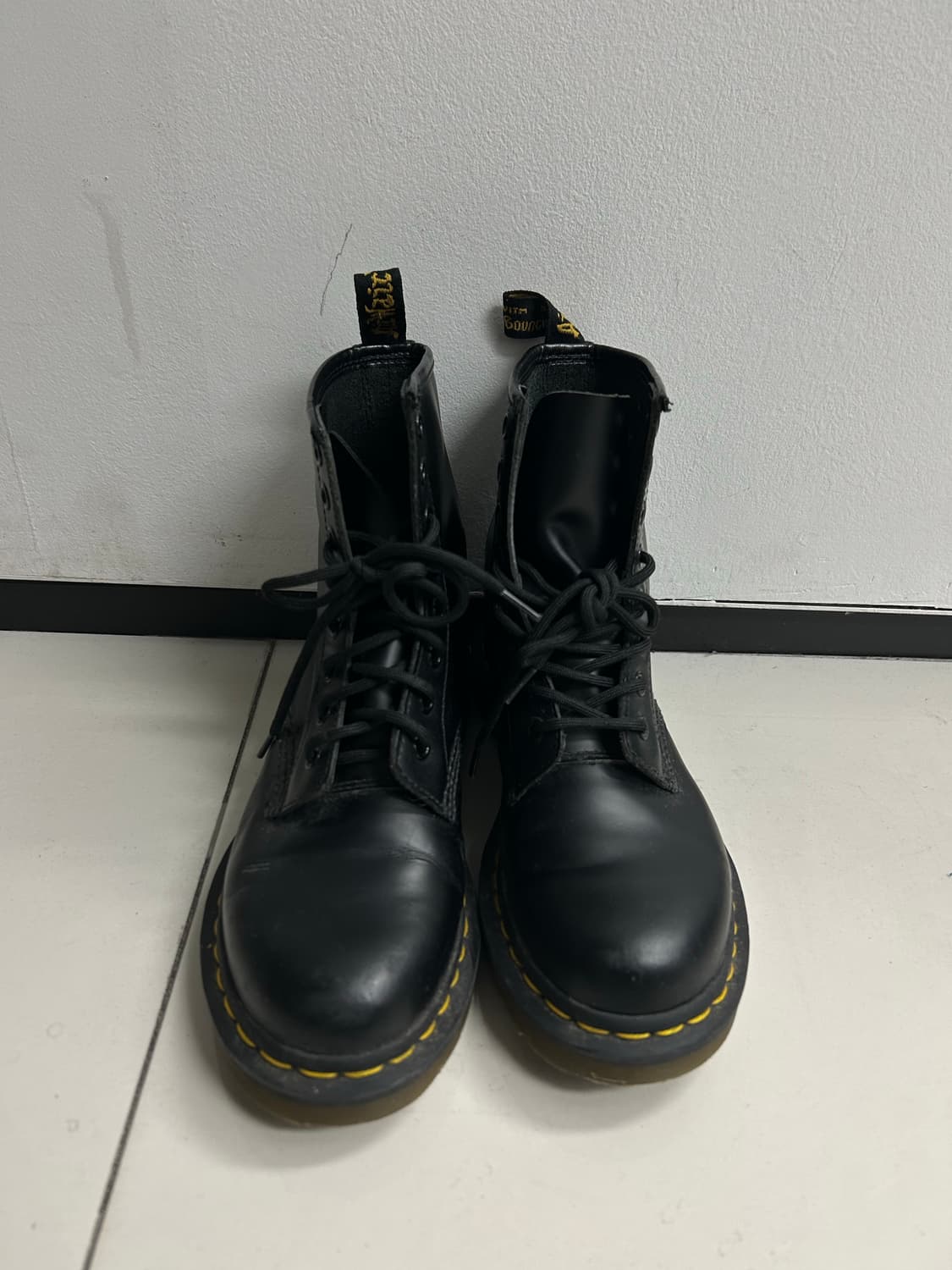 닥터마틴 uk4 230 8홀 상품이미지1