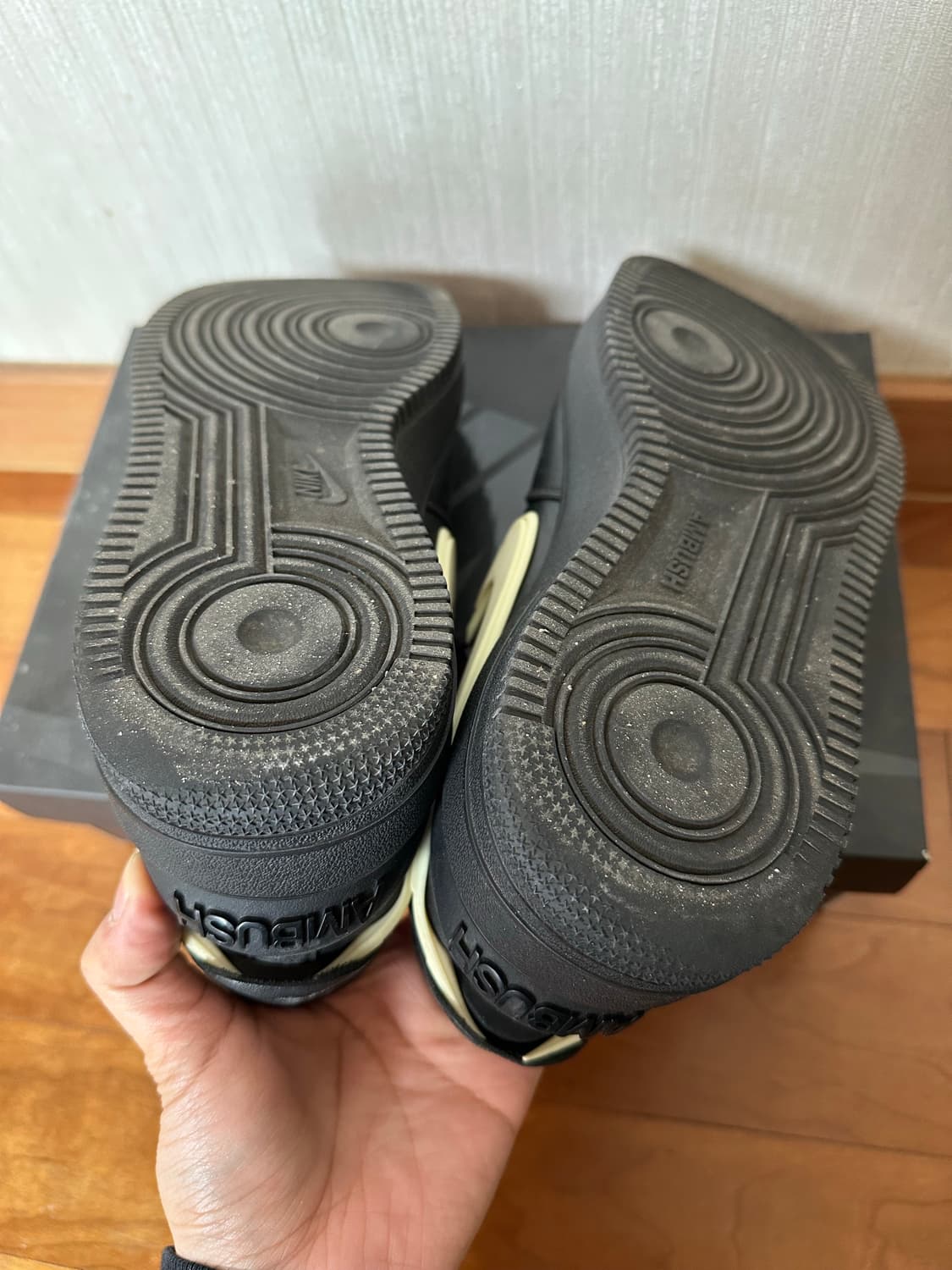 나이키 앰부쉬 에어포스 블랙 265 상품이미지4