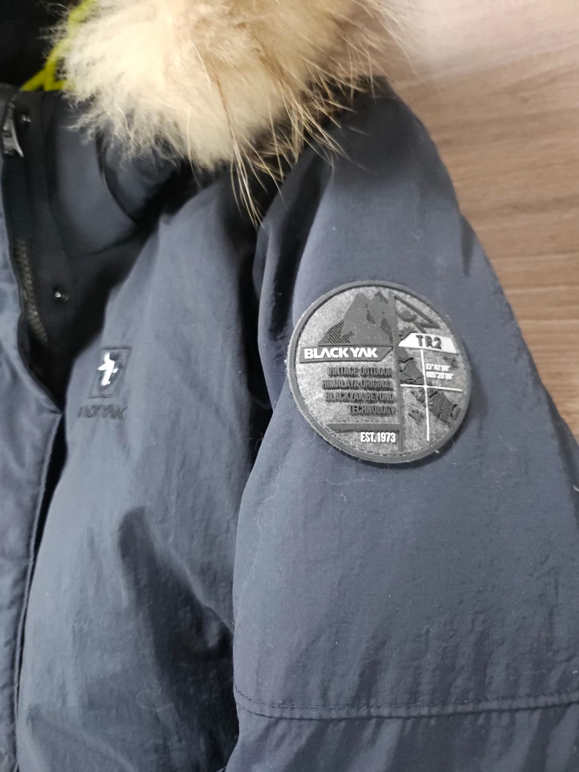 블랙야크 여성 패딩 점퍼 블랙 100 상품이미지6