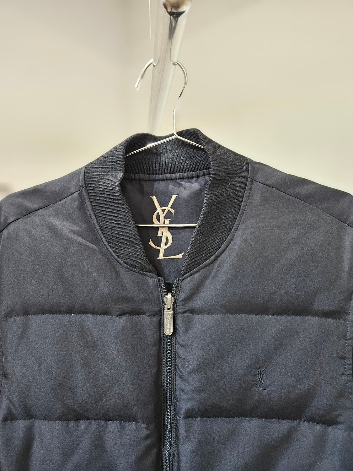 입생로랑 패딩조끼 상품이미지3