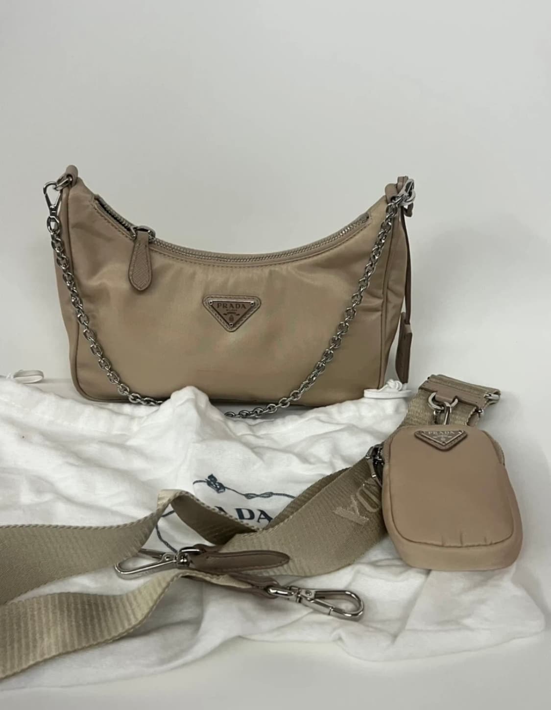 Prada 프라다 리나일론 호보백 (베이지) 상품이미지1