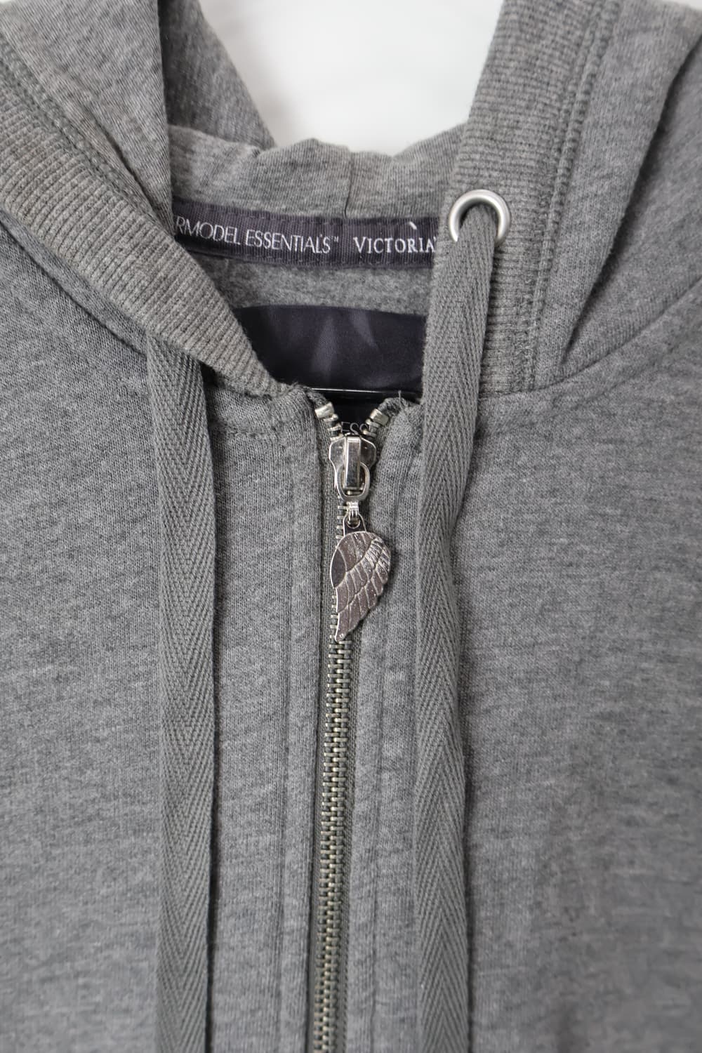 Victoria's Secret Sequin Heart Zip up 상품이미지8