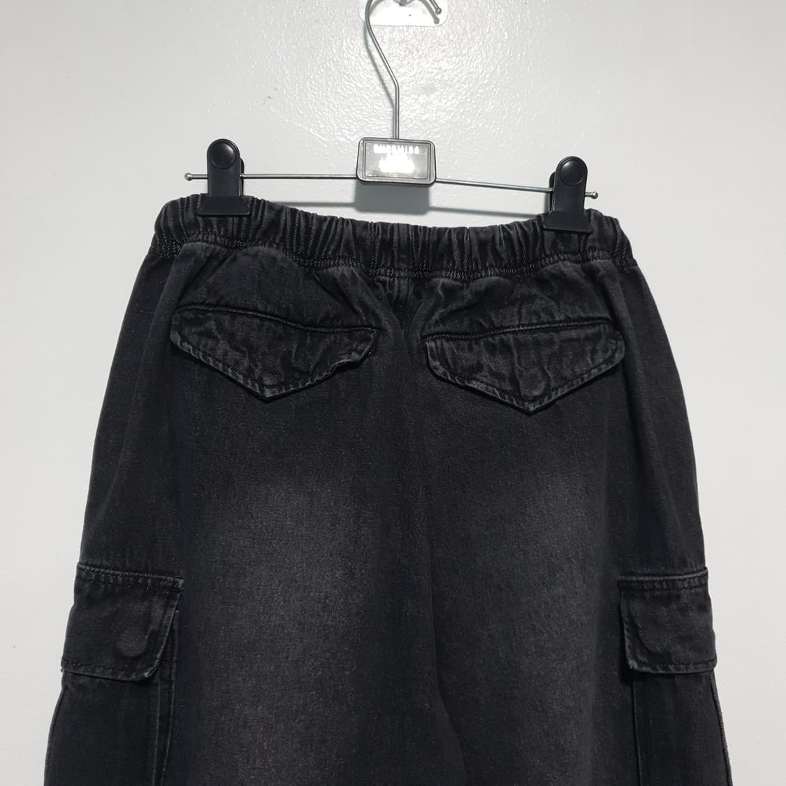 아웃스탠딩 신형 23FW M65 와이드 흑청 데님 카고 팬츠 블랙 1 상품이미지8