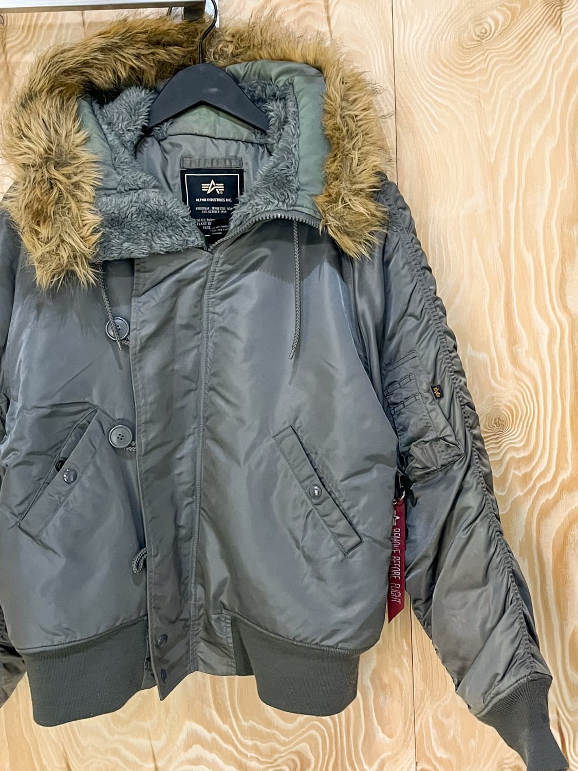 알파 인더스트리 U.S.A.F N-2B 파카 상품이미지4