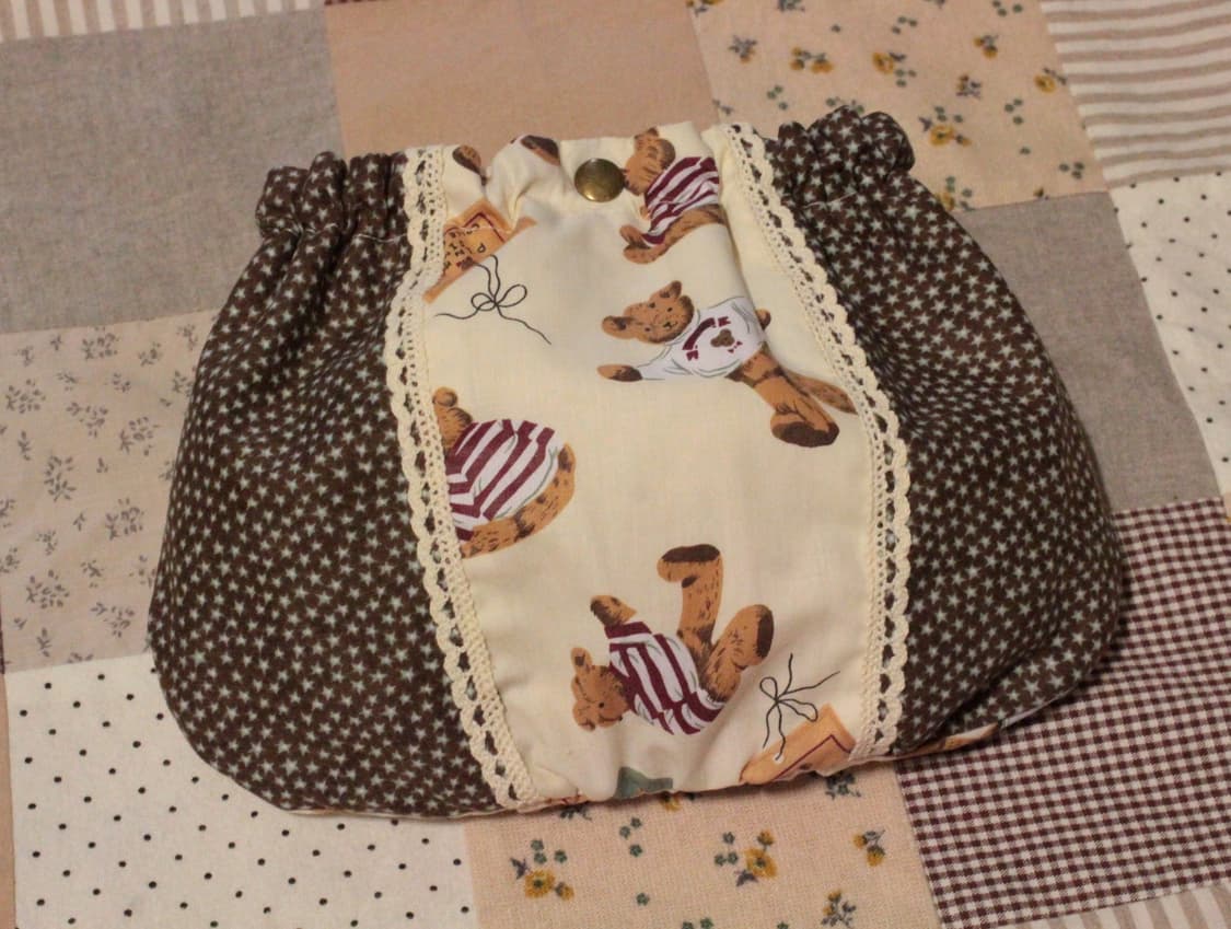 핸드메이드 곰무늬 밴딩 파우치 상품이미지1