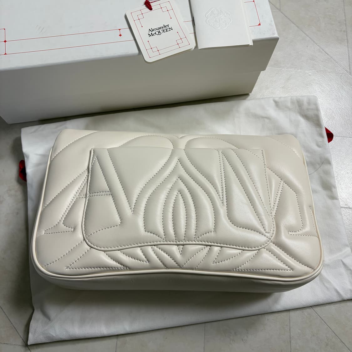 [새상품]알렉산더맥퀸 씰 백 숄더백 상품이미지6