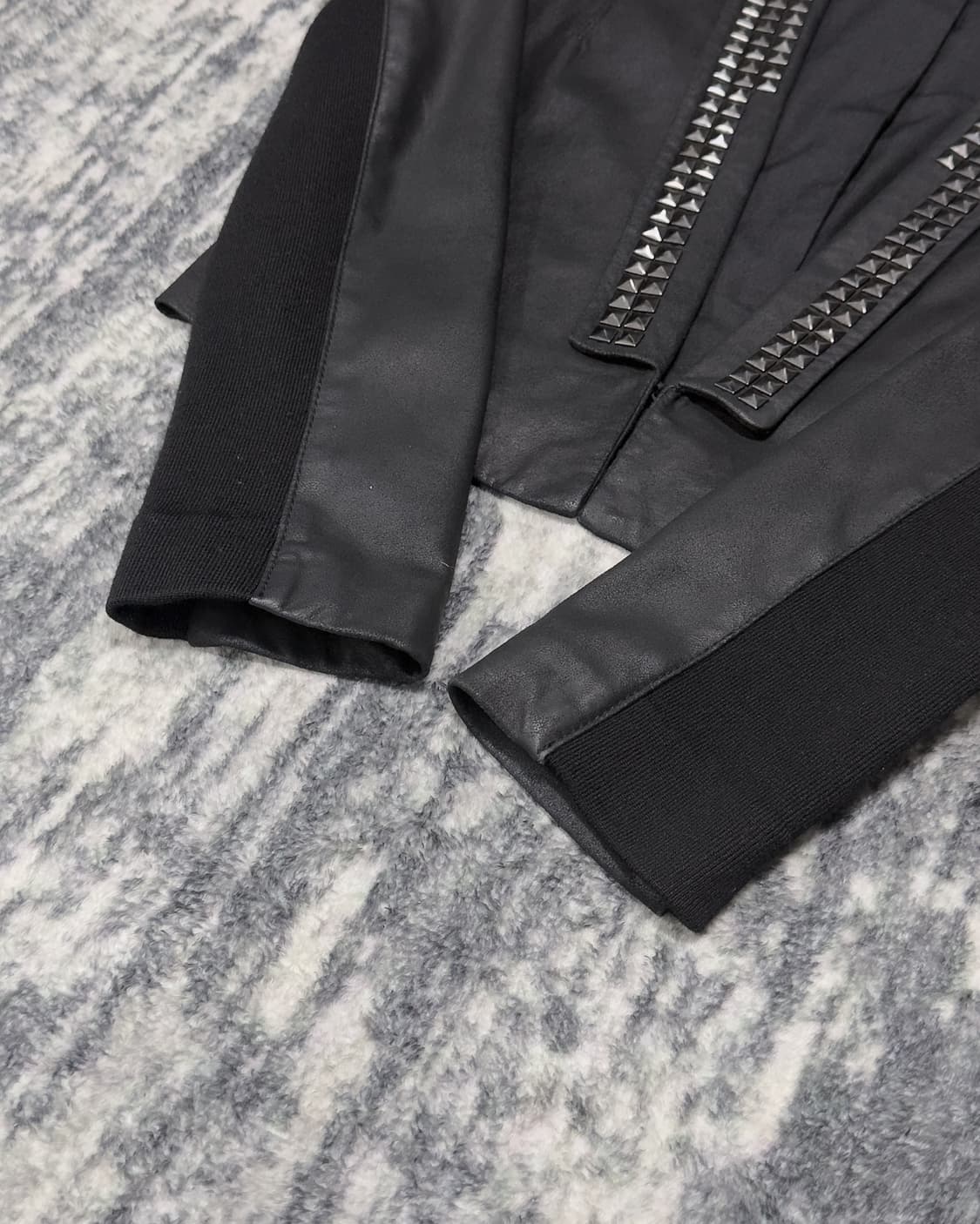 {UNKNOWN} Studs Lam Leather Jacket 상품이미지6