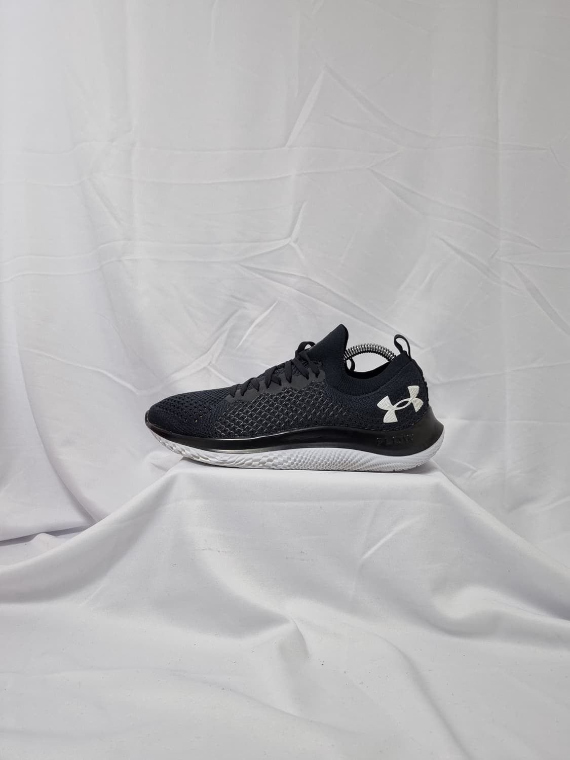 255 언더아머 UA 플로우 벨로시티 스니커즈 러닝화 상품이미지1