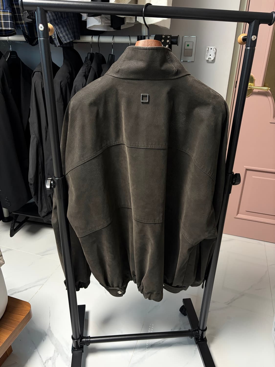 [50] 우영미 25FW 소프트 하이넥 레더 자켓 상품이미지2