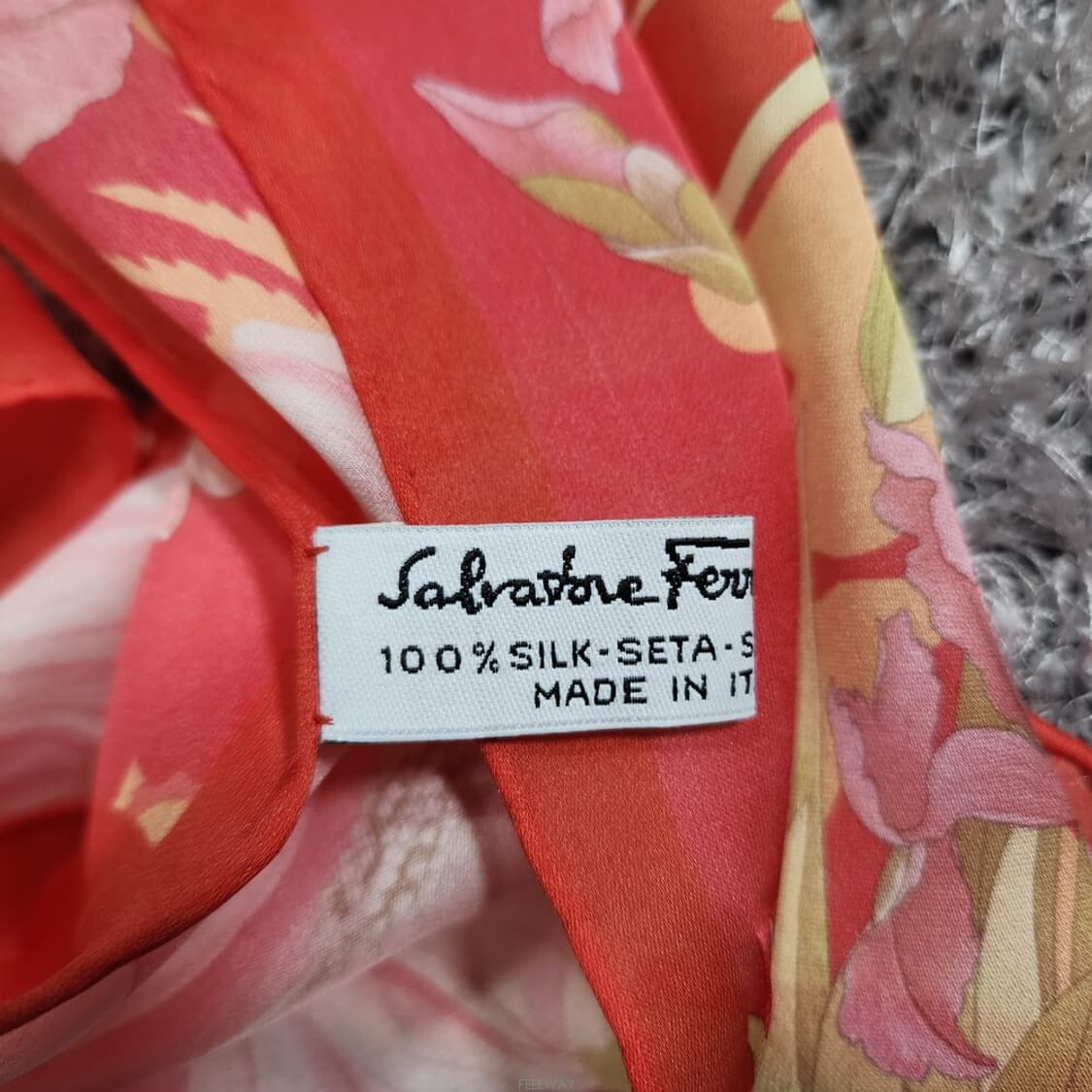 페라가모 실크 스카프 상품이미지5