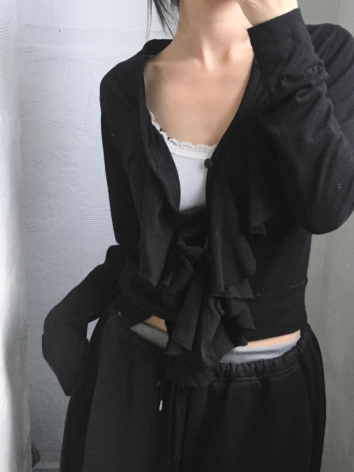 gomme 고무 블랙 프릴 언발 가디건 상품이미지2