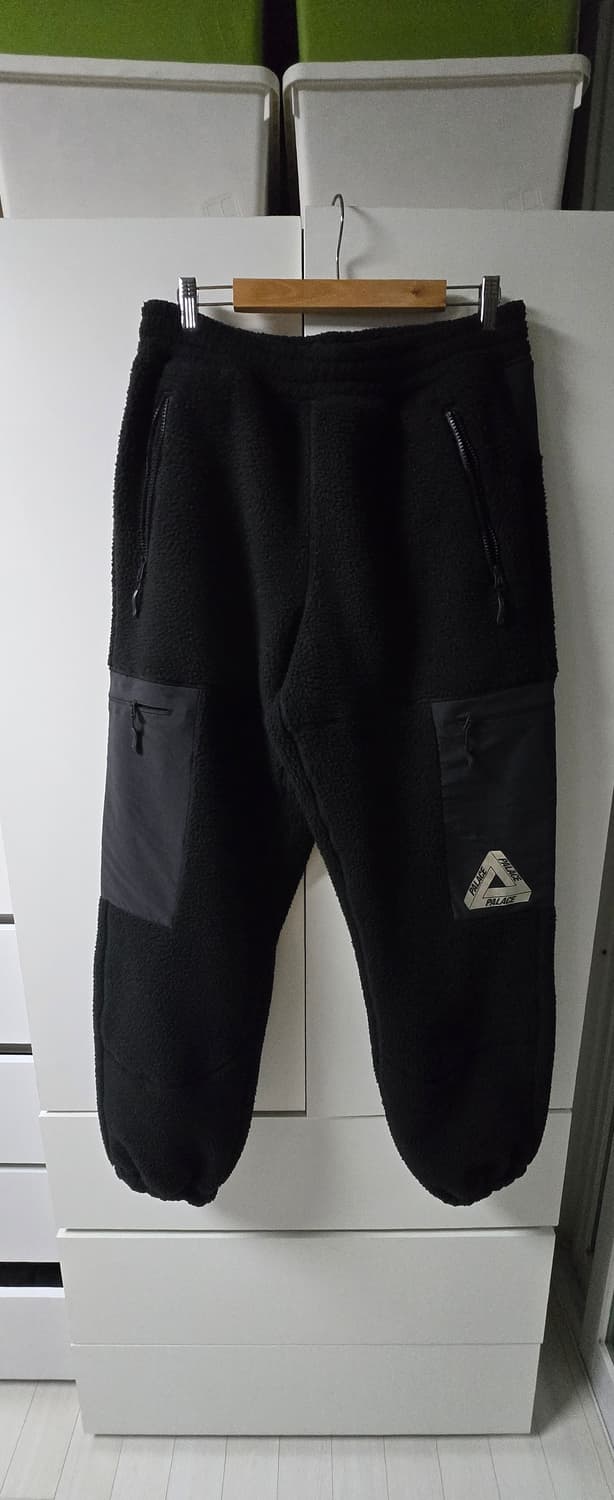 팔라스 Palace 써마 플리스 조거 M 블랙 상품이미지1