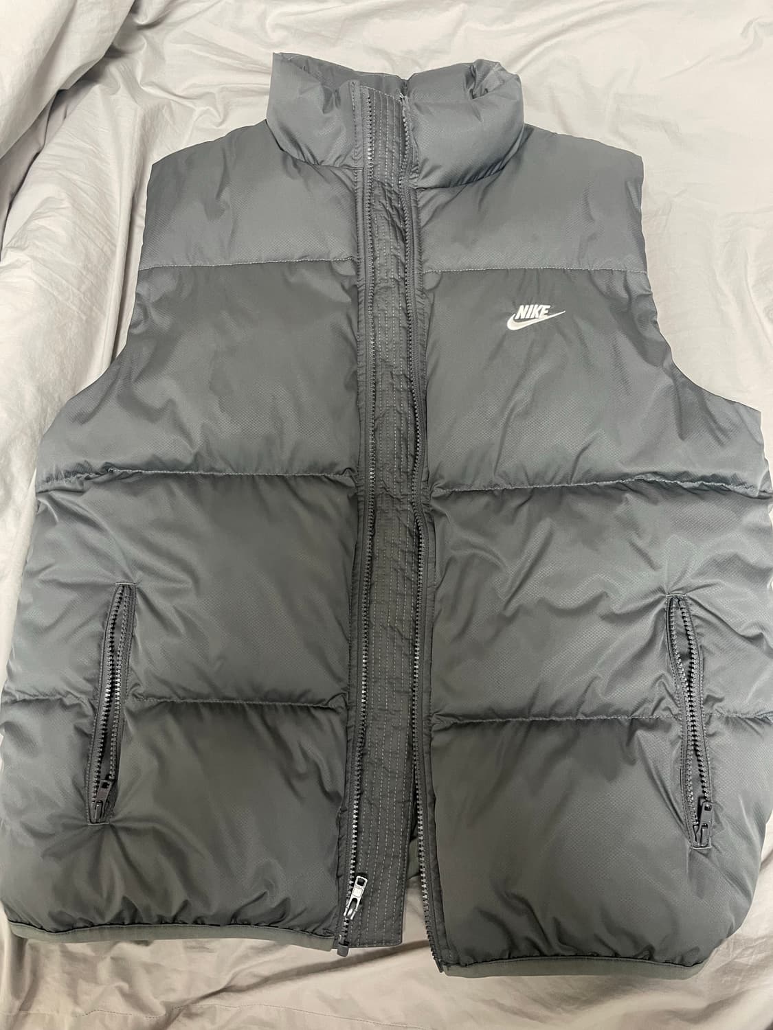 나이키 패딩 조끼 회색 상품이미지1