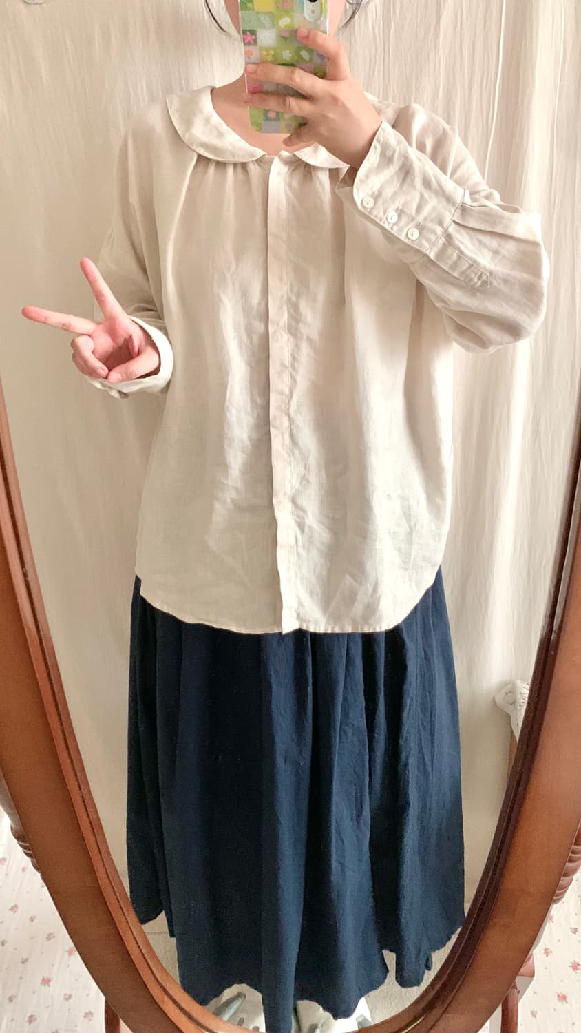 둥근카라 린넨 핀턱 블라우스 상품이미지5
