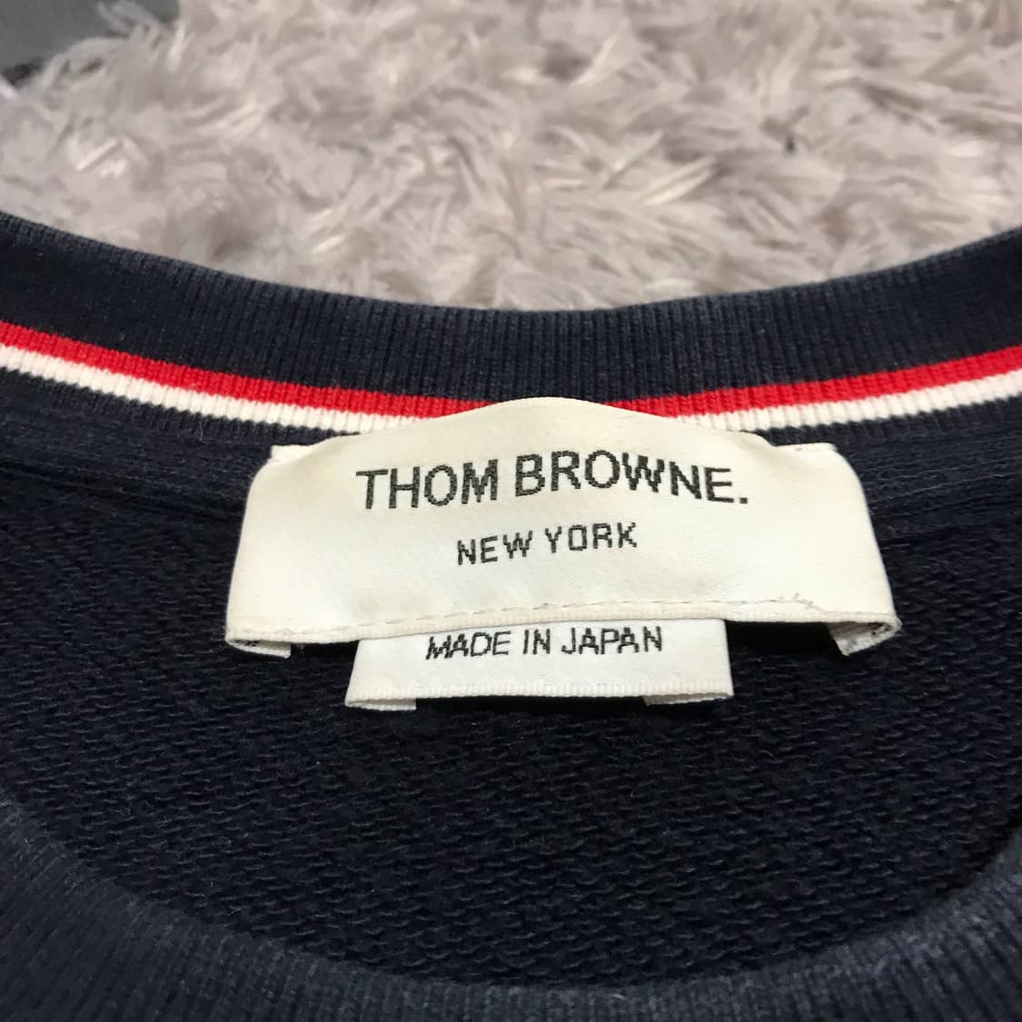 {클로젯}[2][신형]톰브라운 사선완장 맨투맨 상품이미지4