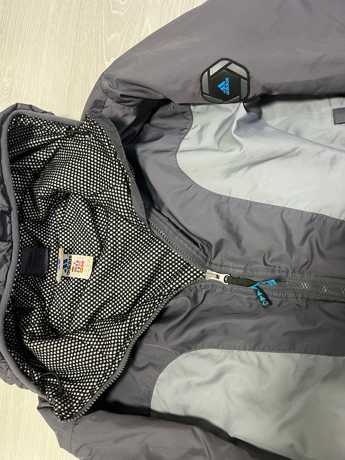 아디다스 점퍼 L-XL 상품이미지2