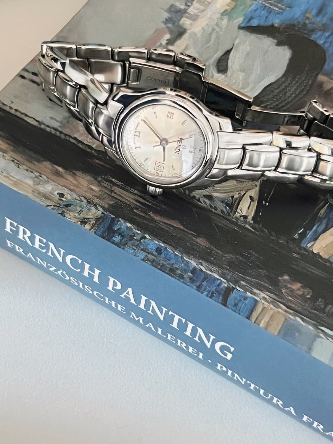 FENDI 실버 라운드 다이얼 펜디 시계 상품이미지4