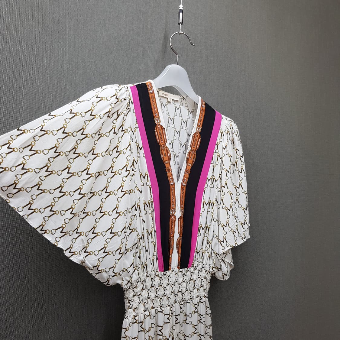 마쥬(Maje) 체인 패턴 브이넥 롱 원피스 36사이즈 상품이미지4