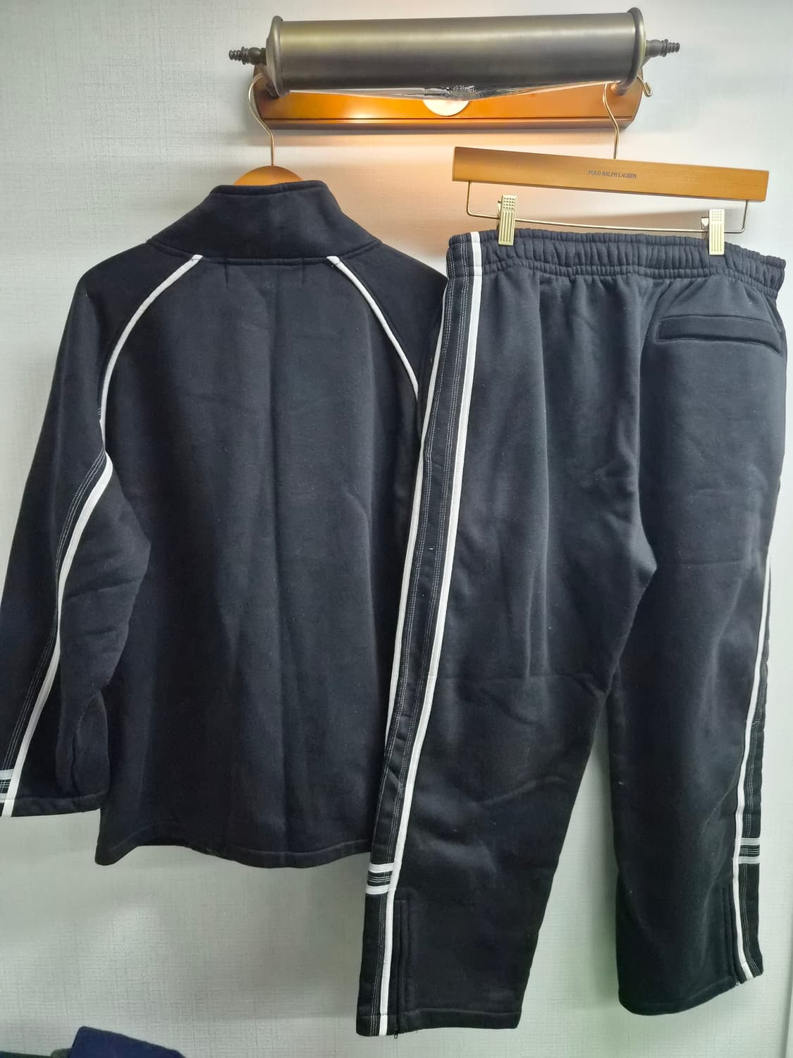 XL) PHAT FARM 팻팜 트레이닝 셋업 팝니다 상품이미지2