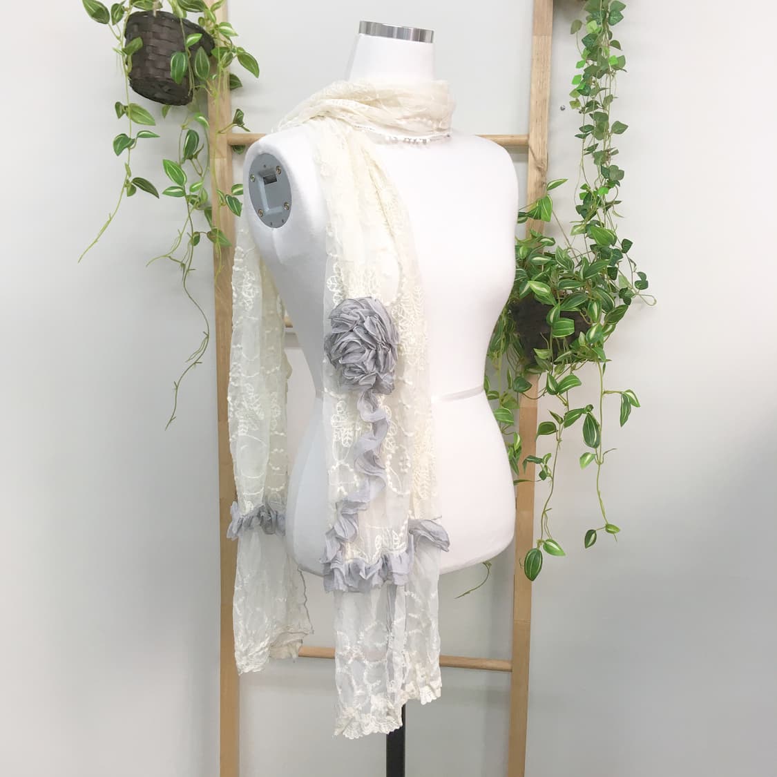 JPN/ 레이스 롱 스카프 아이보리 플라워 장식 오리엔탈스카프 상품이미지3