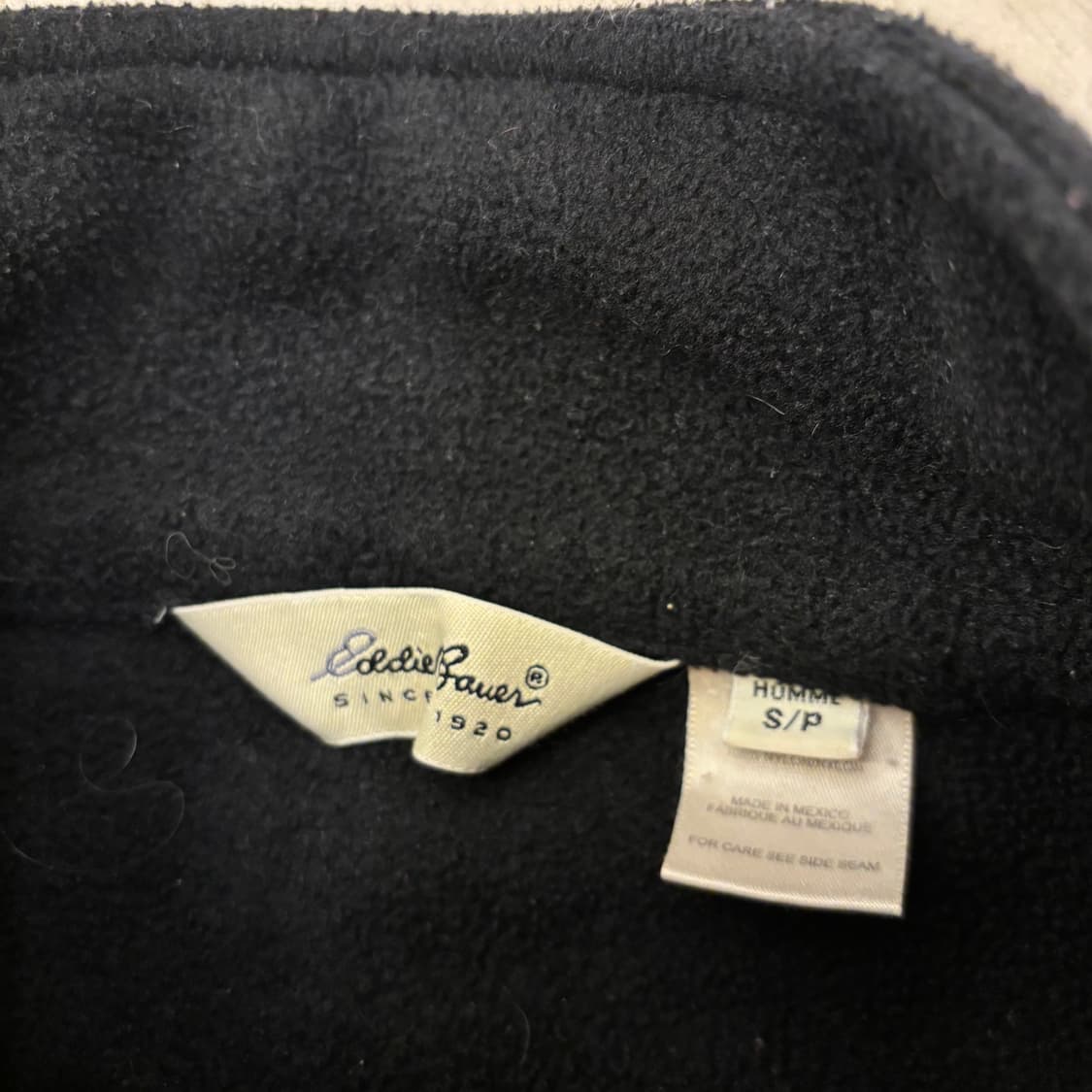 에디바우어 블랙 플리스 집업 자켓 상품이미지3