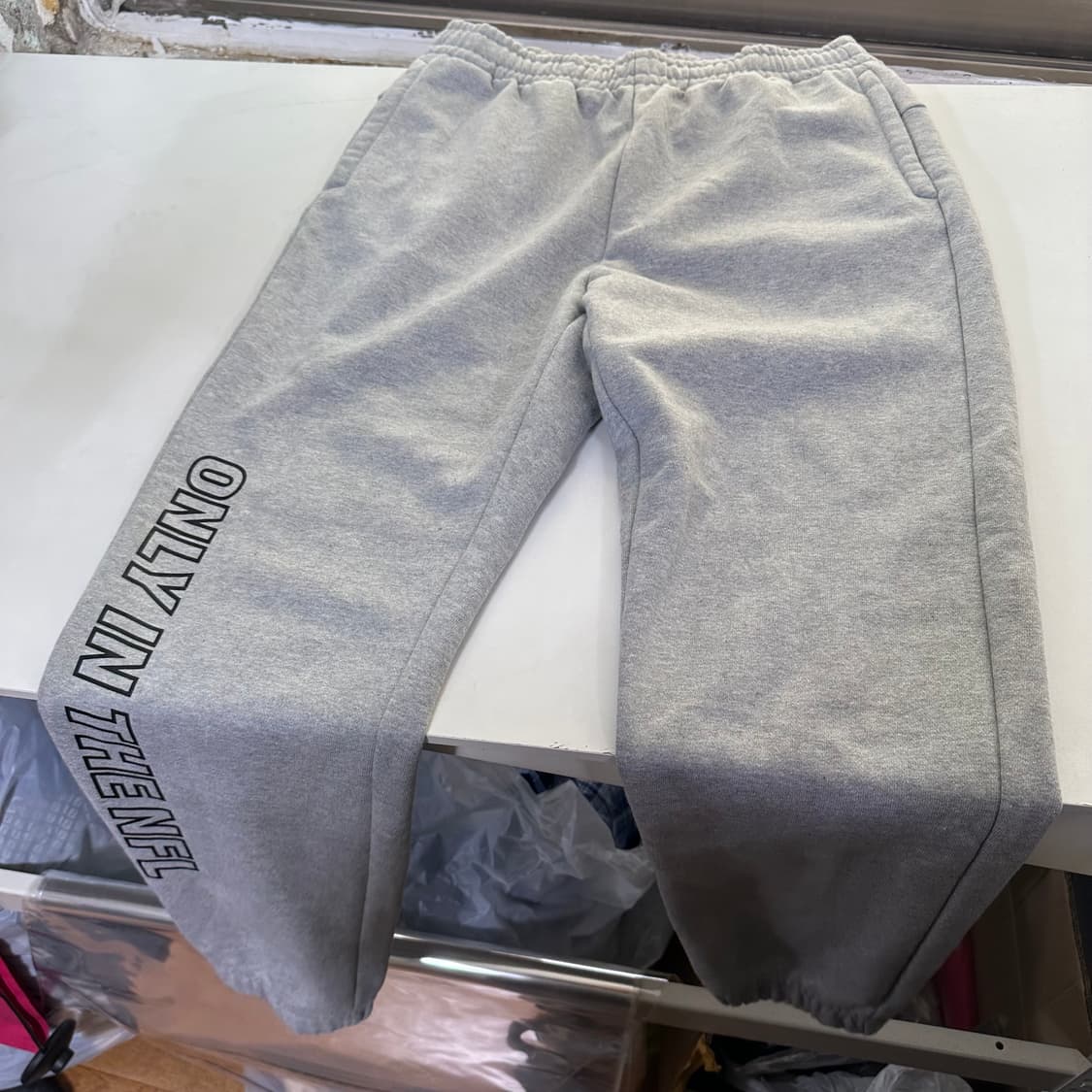 M NFL 루즈핏 그레이 밴딩 스웻 조거팬츠 상품이미지3