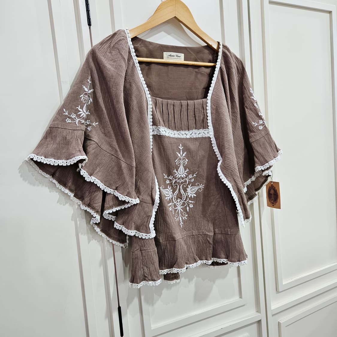 케이프디자인 블라우스 상품이미지2