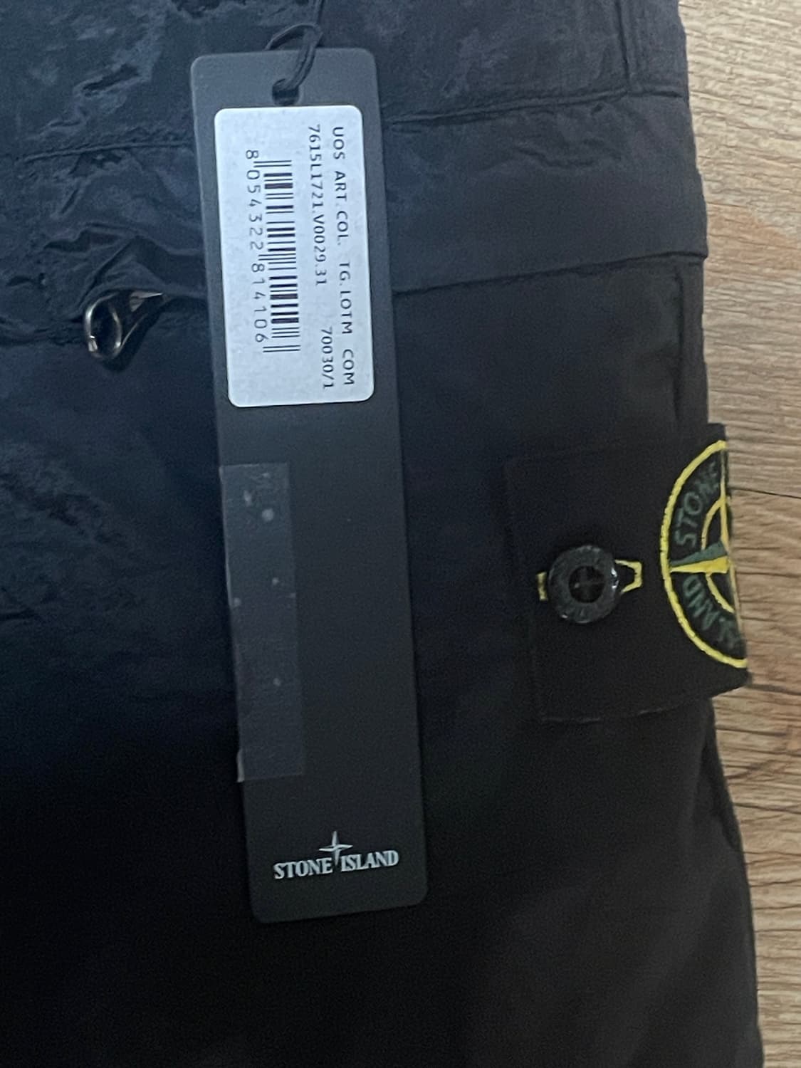 스톤아일랜드 22FW 나일론 버뮤다 팬츠 상품이미지7