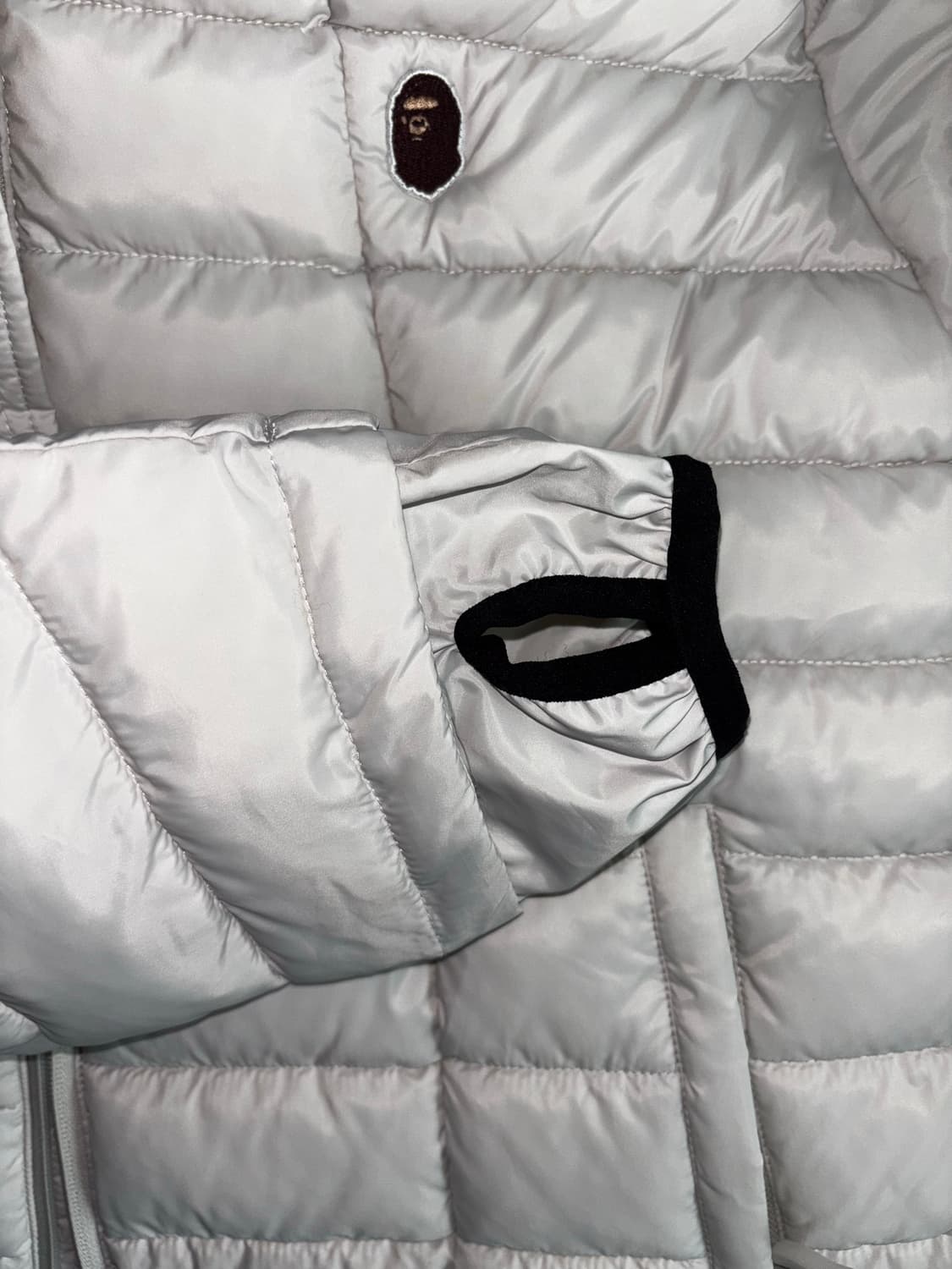 베이프 경량패딩 급처합니다 상품이미지4