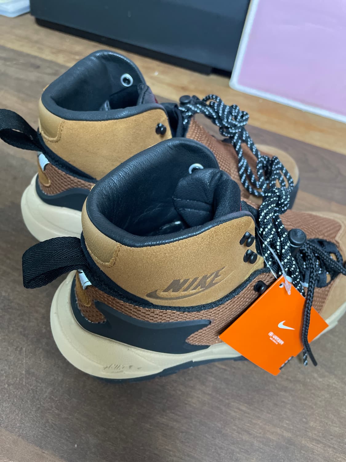 나이키 x 사카이 마그마스케이프 상품이미지2