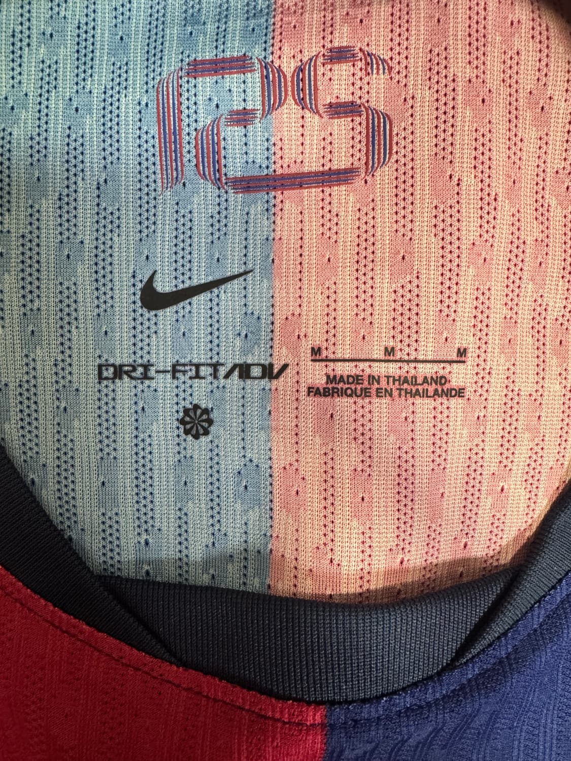 24-25 정품 어센틱 바르셀로나 페드리 홈 코파델레이 우승 유니폼 상품이미지7