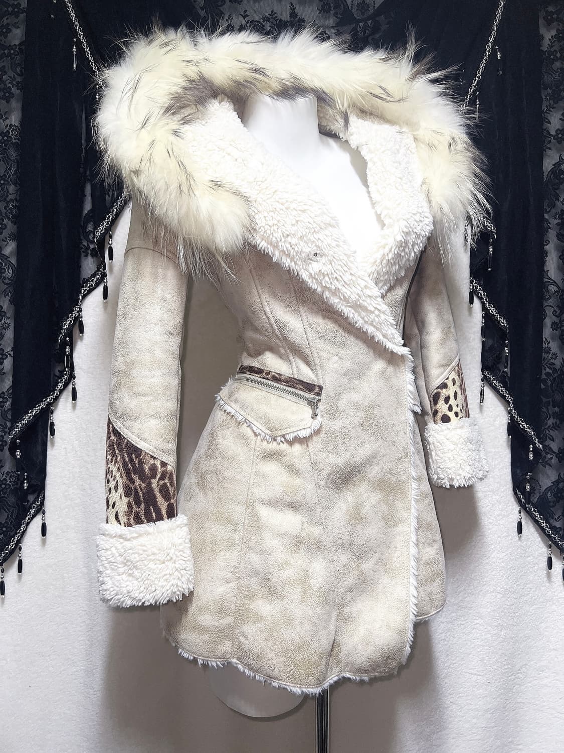 에고이스트 퍼후드 레오파드 호피 무스탕 털자켓 오네갸루 00s  펑크 상품이미지2