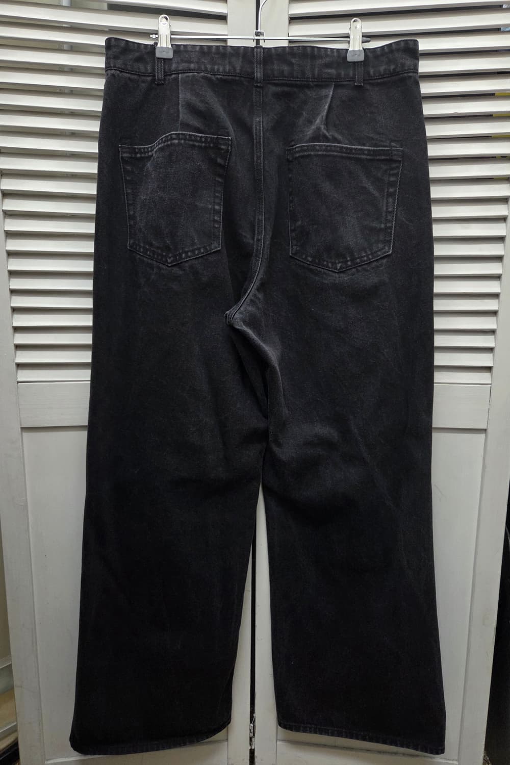 쿠어 와이드핏 블랙 데님 팬츠 상품이미지2