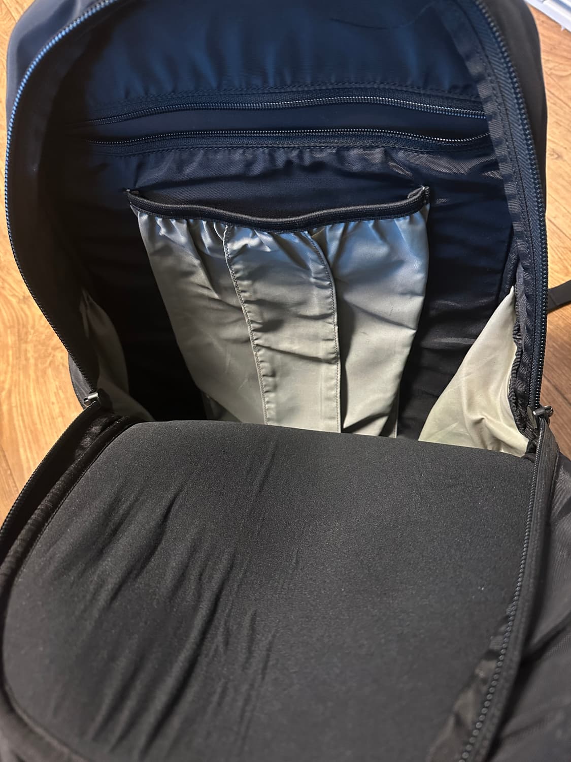 컬럼비아 티타늄 백팩 상품이미지4