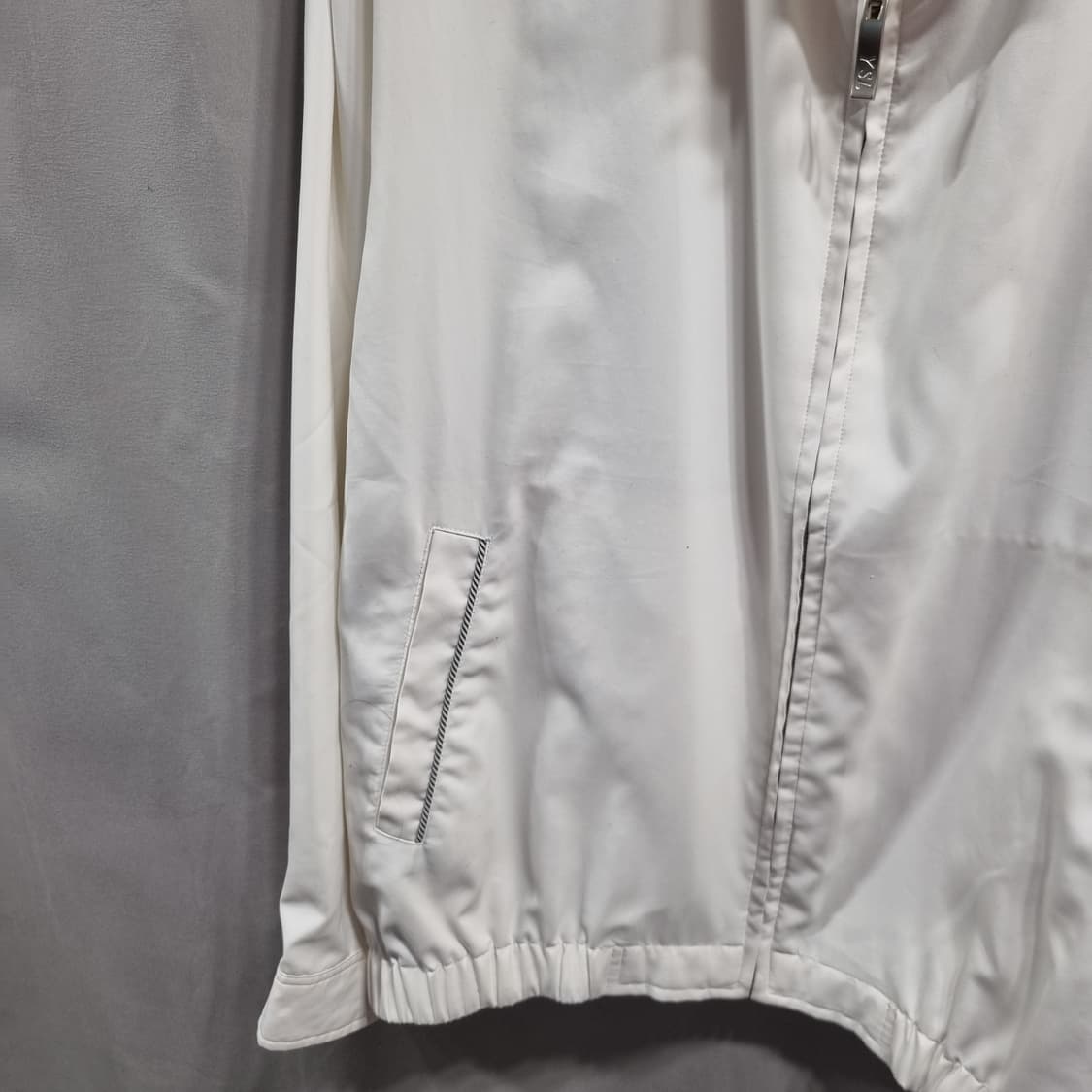 입생로랑 화이트 봄버 자켓 상품이미지3