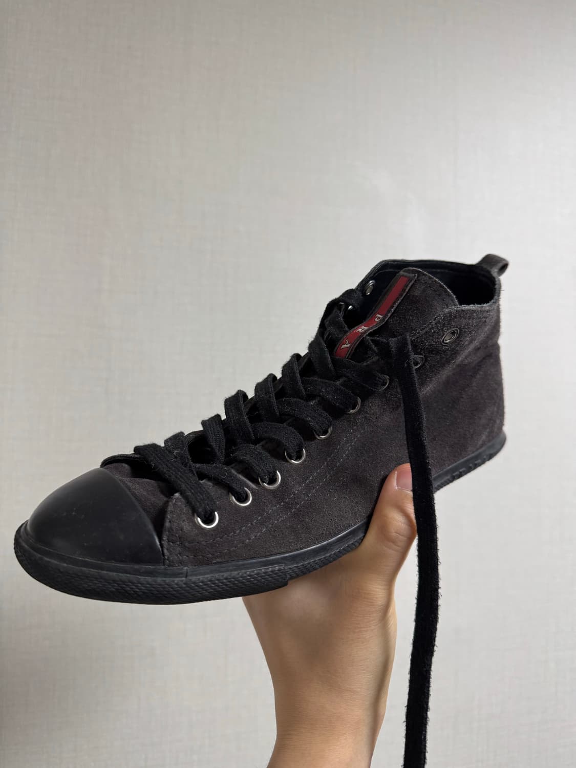 프라다 스웨이드 하이탑 상품이미지2