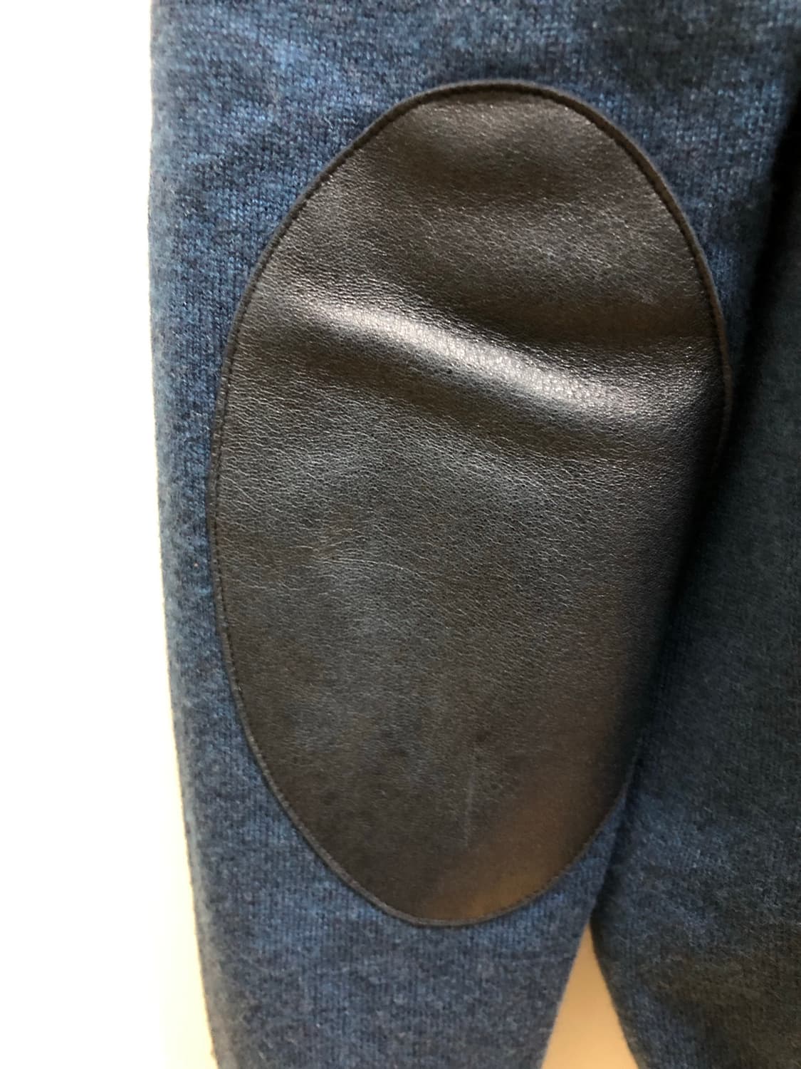 [S] 마르지엘라 엘보우 패치 가디건 블루 상품이미지4