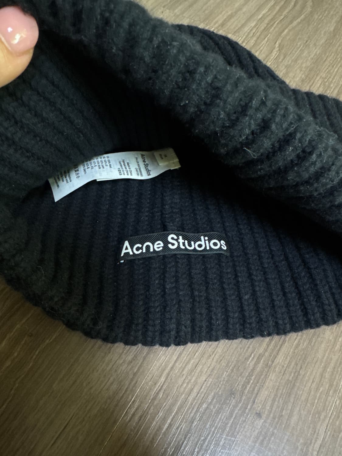 아크네스튜디오 비니 상품이미지3