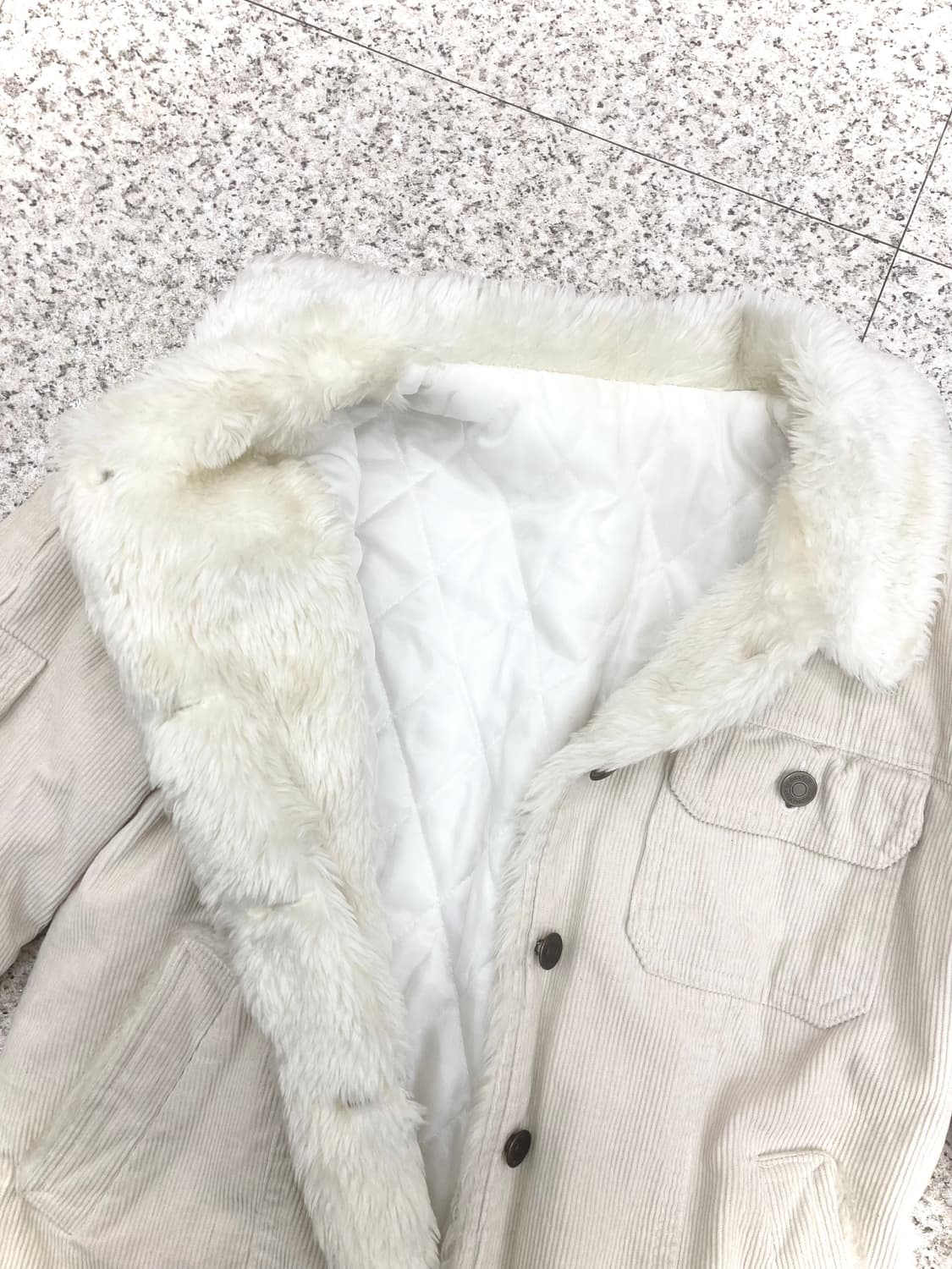 Ivory Corduroy Jacket 상품이미지2