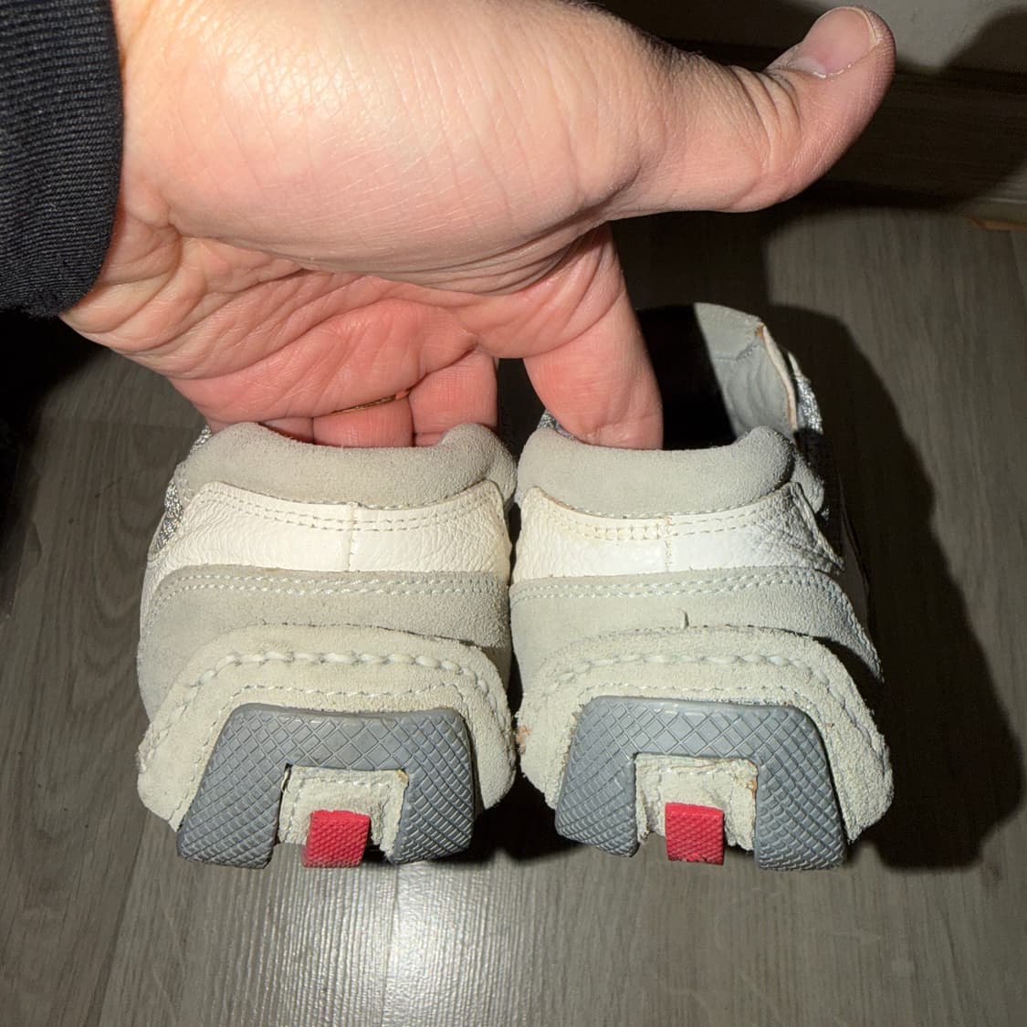 프라다 남성 디테일 드라이빙 스니커즈  (260) 상품이미지9