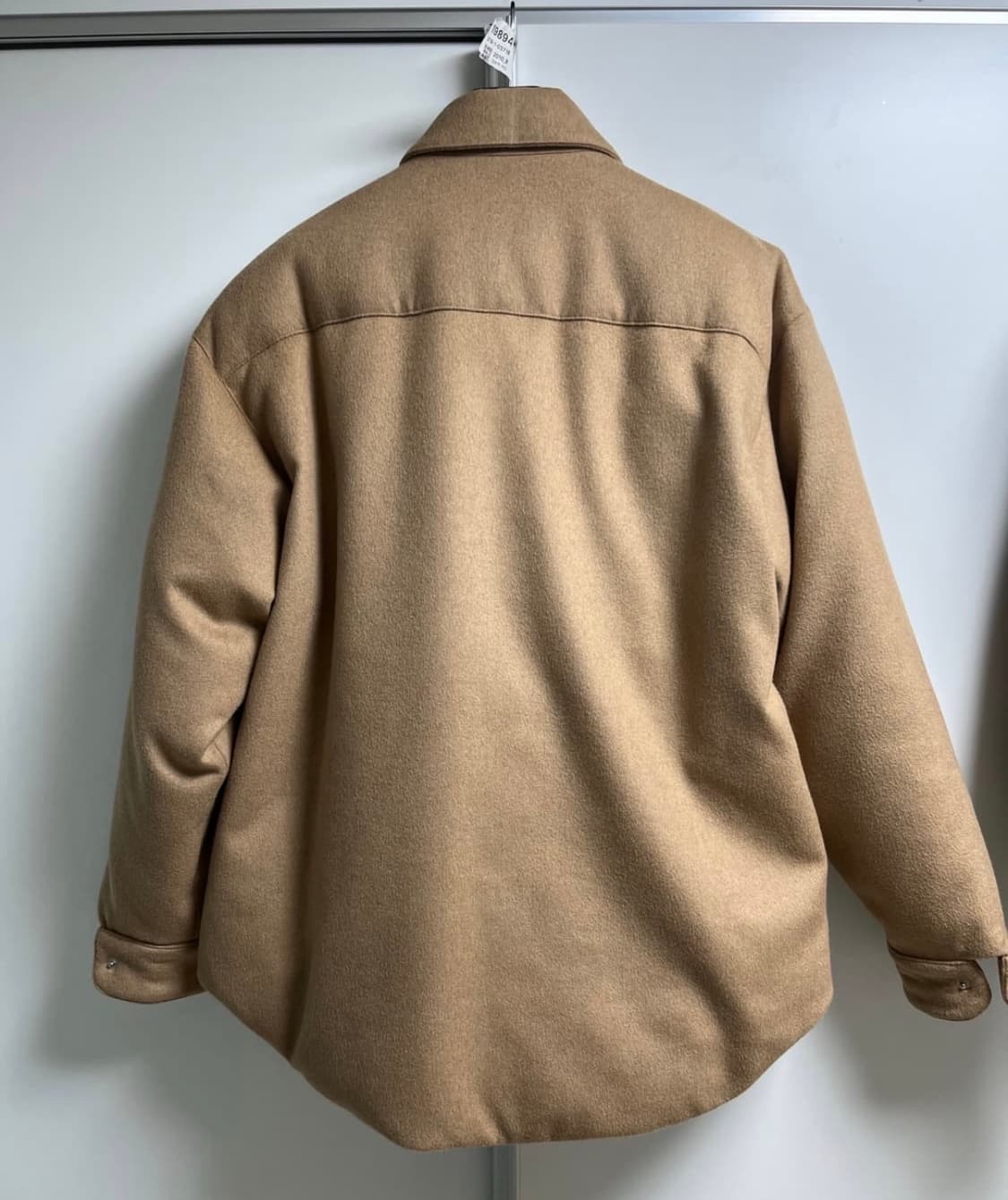 미우미우 카멜헤어 패디드 패딩 셔츠 자켓 상품이미지2