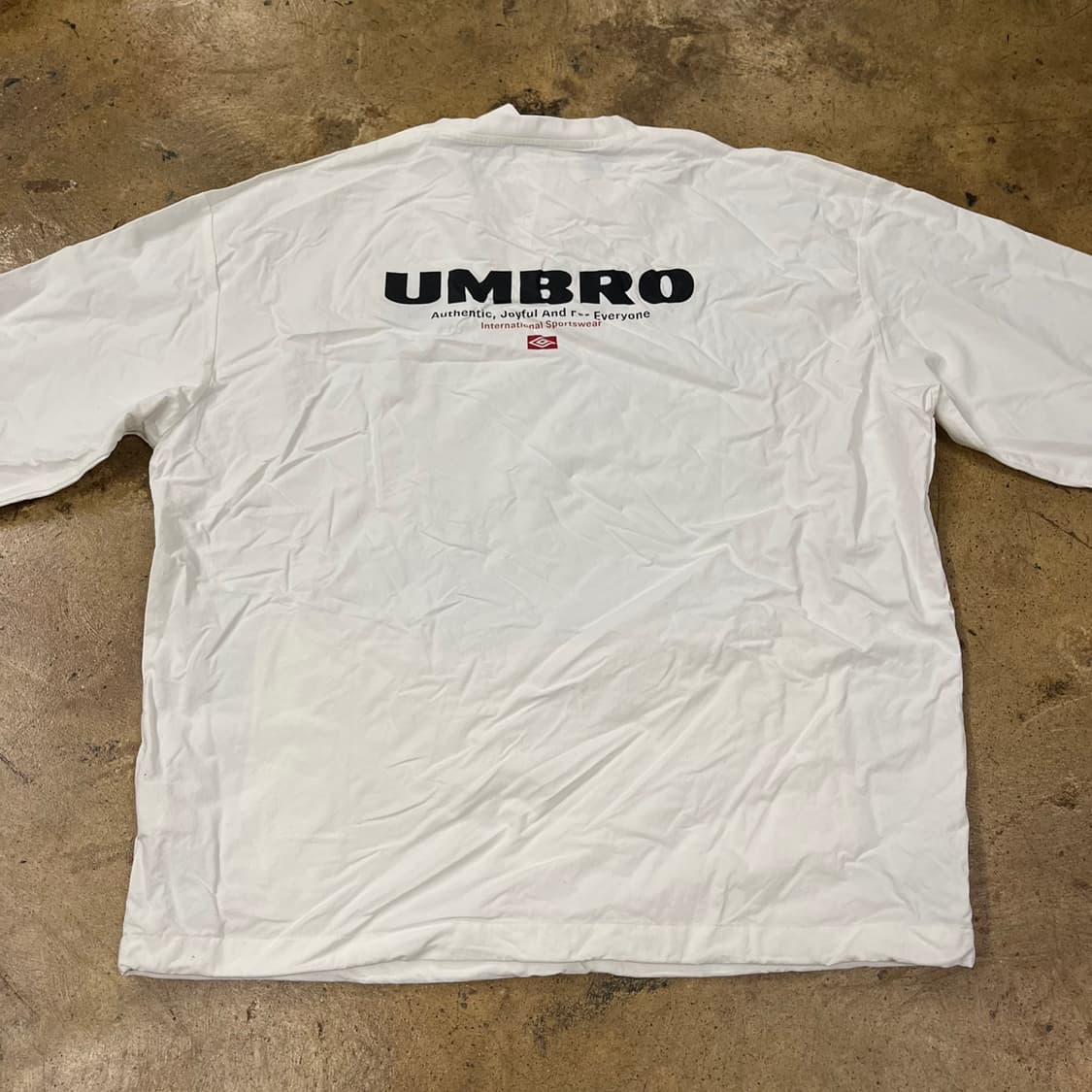 [정품/2XL] 엄브로 화이트 긴팔 티셔츠 b19 상품이미지4