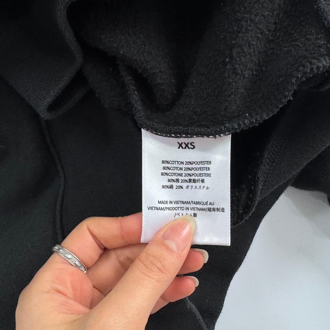 Essentials 에센셜 스펠아웃로고 블랙 후드티 상품이미지6