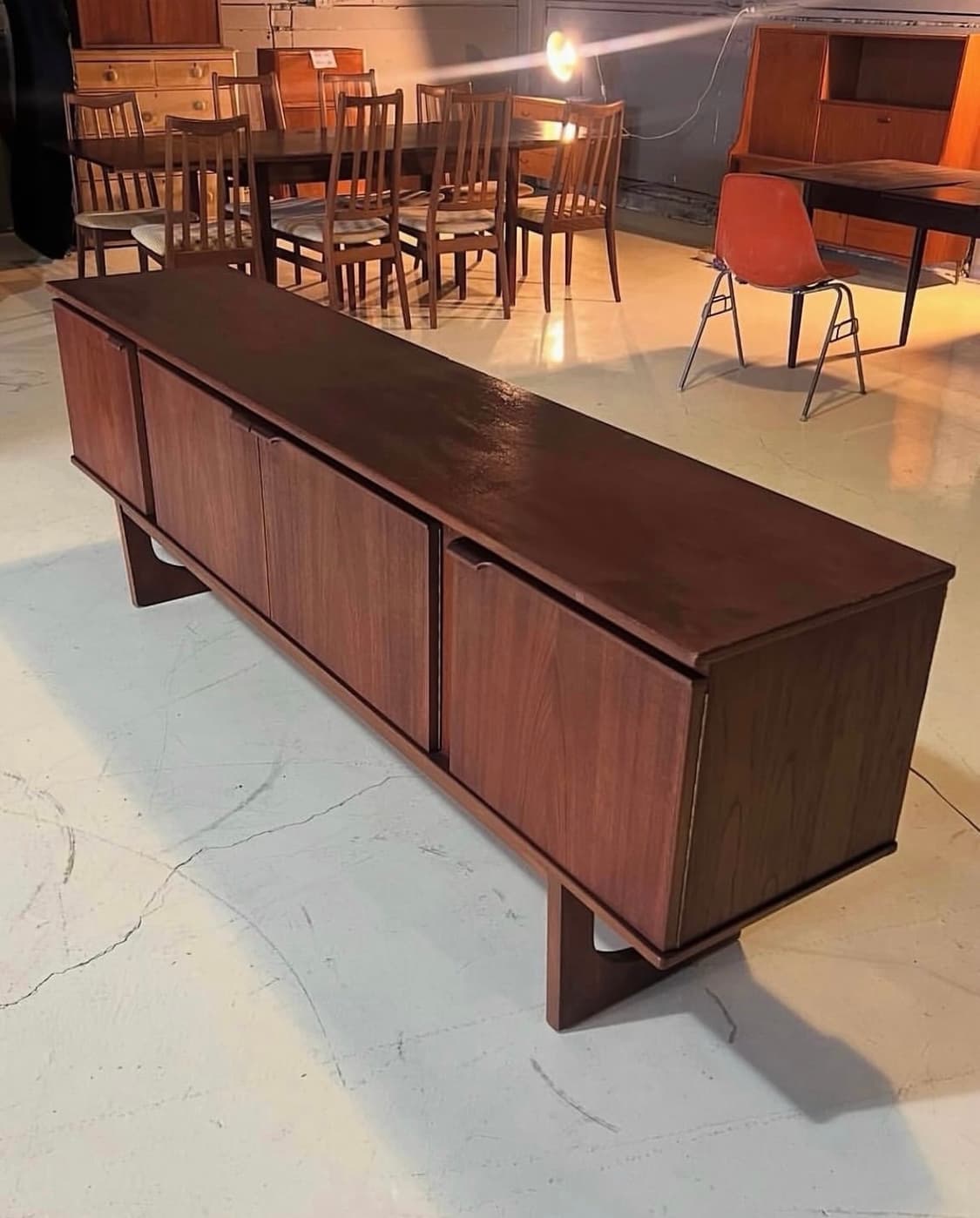 빈티지가구 스톤힐 Stonehill Furniture 티크 사이드보드 상품이미지1